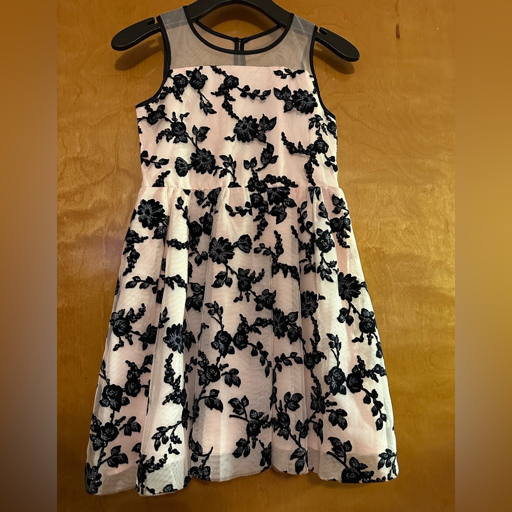 Beautiful party dress.